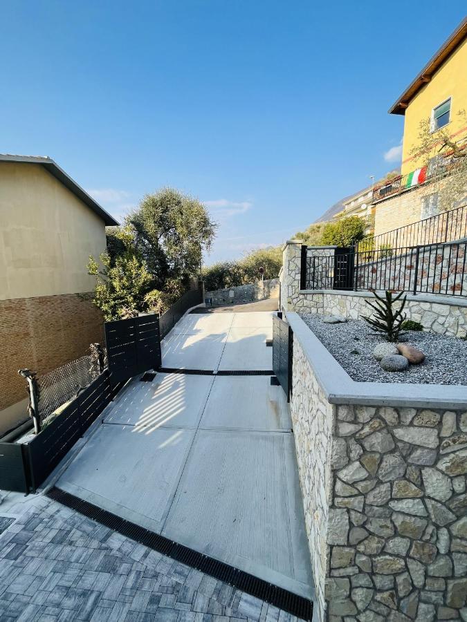 Ca' Romeo Apartment Malcesine Exterior photo